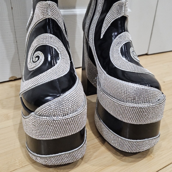 Dolls Kill Current Mood How Sweet It Is Platform Rhinestone Swirl Black Boots 8 - Picture 4 of 16